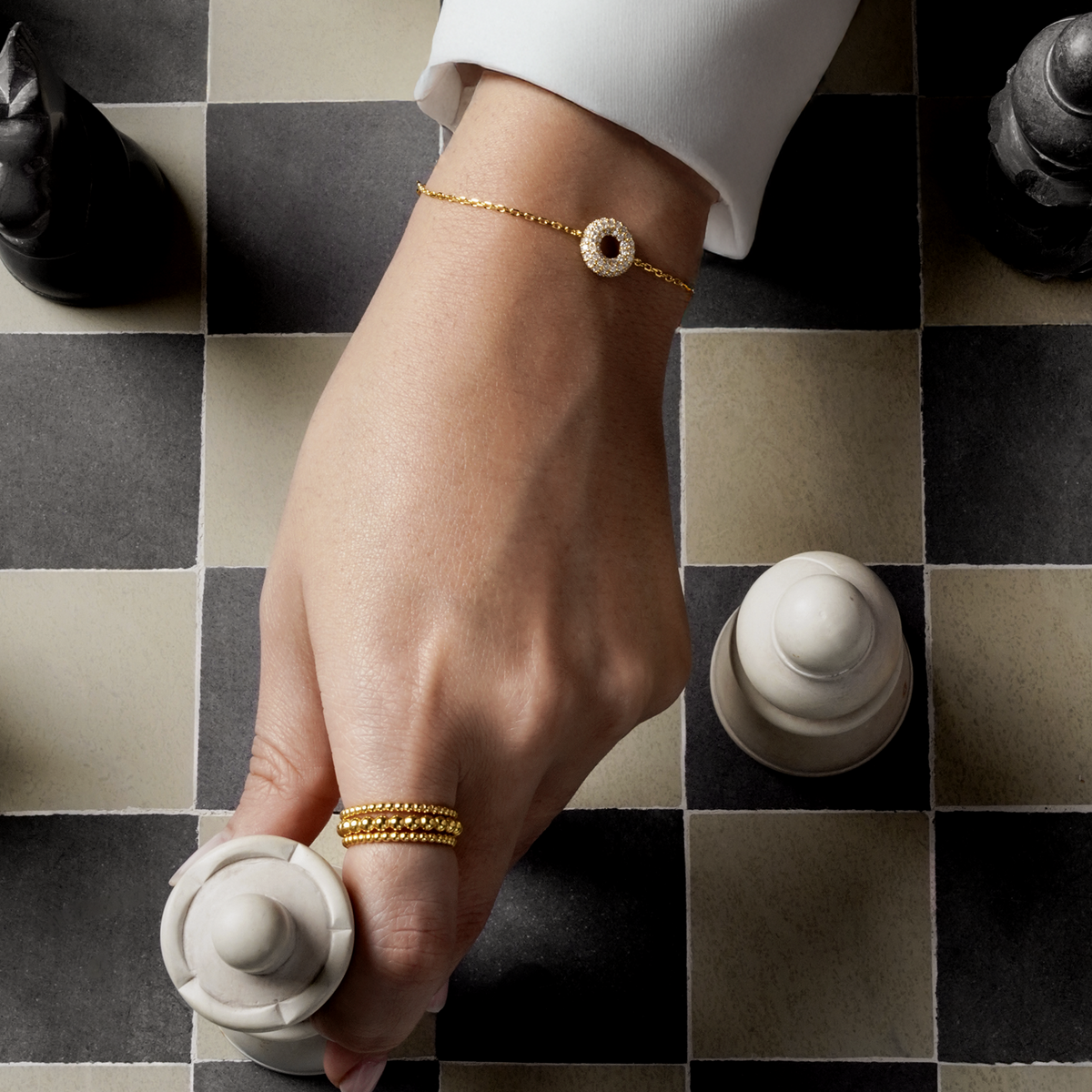 Tarnish Free and Waterproof Jewellery: What Actually Lasts