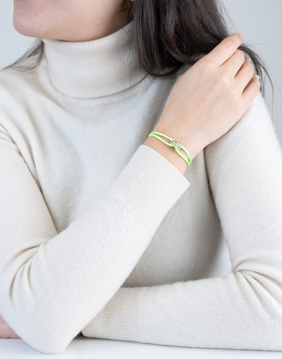 #Color_Neon Green